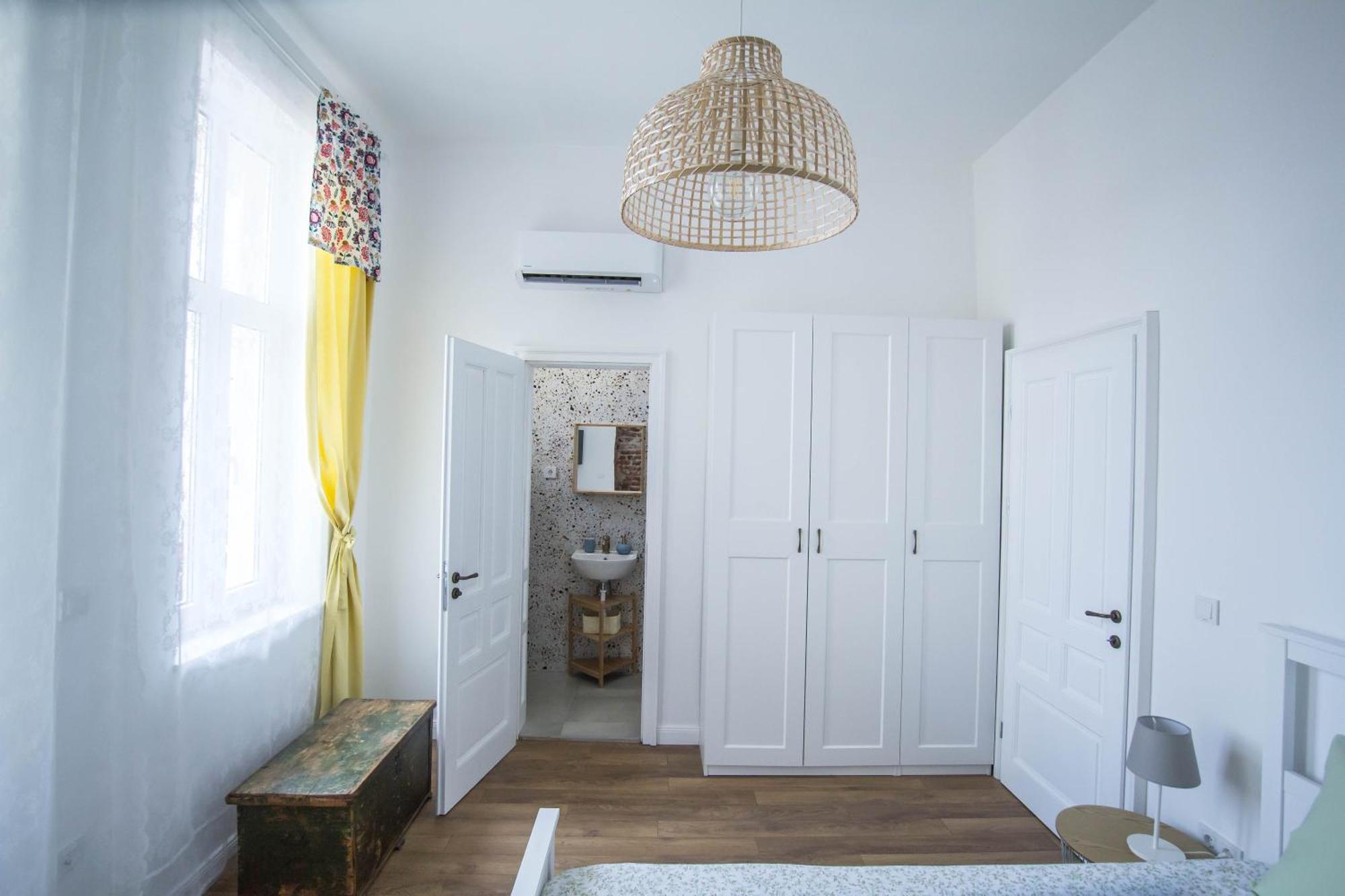 Lion'S Bridge Boutique 2Bdrm Apt, Top Center Gem Sofie Exteriér fotografie